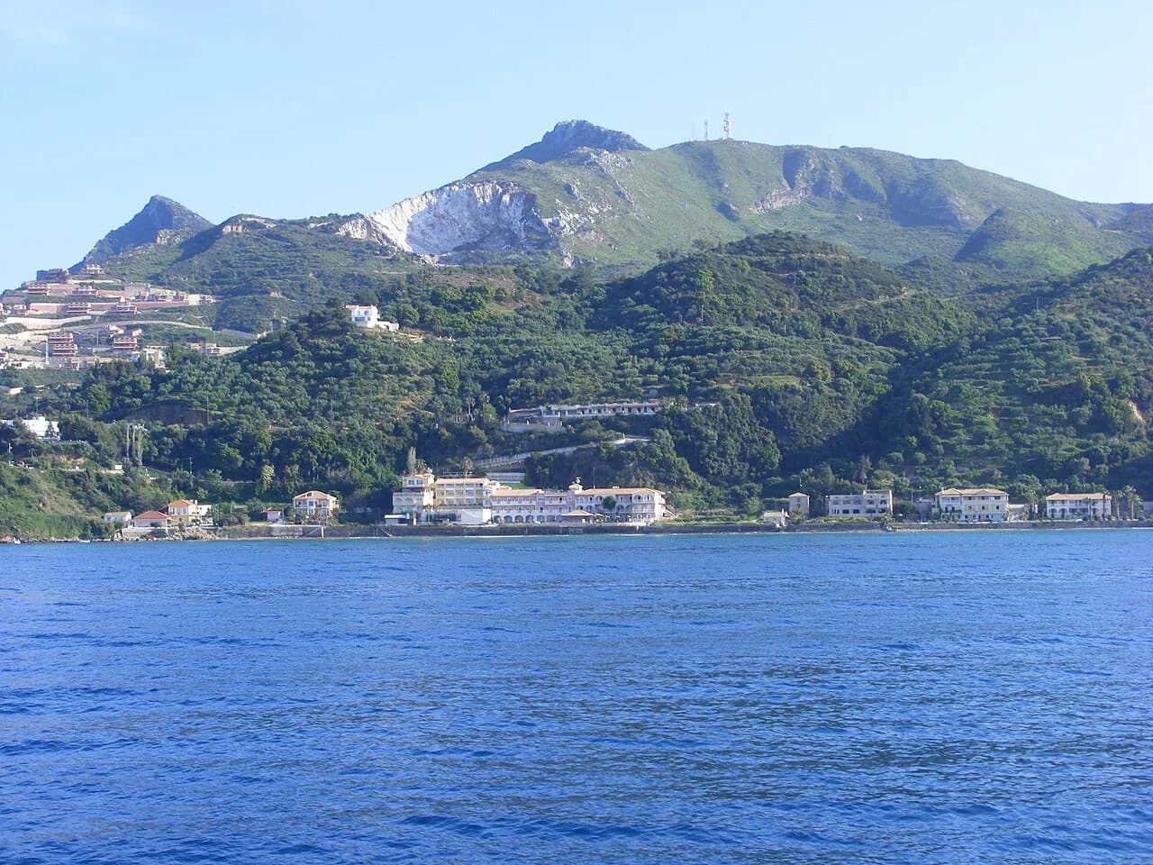 Argassi Nightlife Guide: Best Bars, Clubs & Evening Vibes in Zante