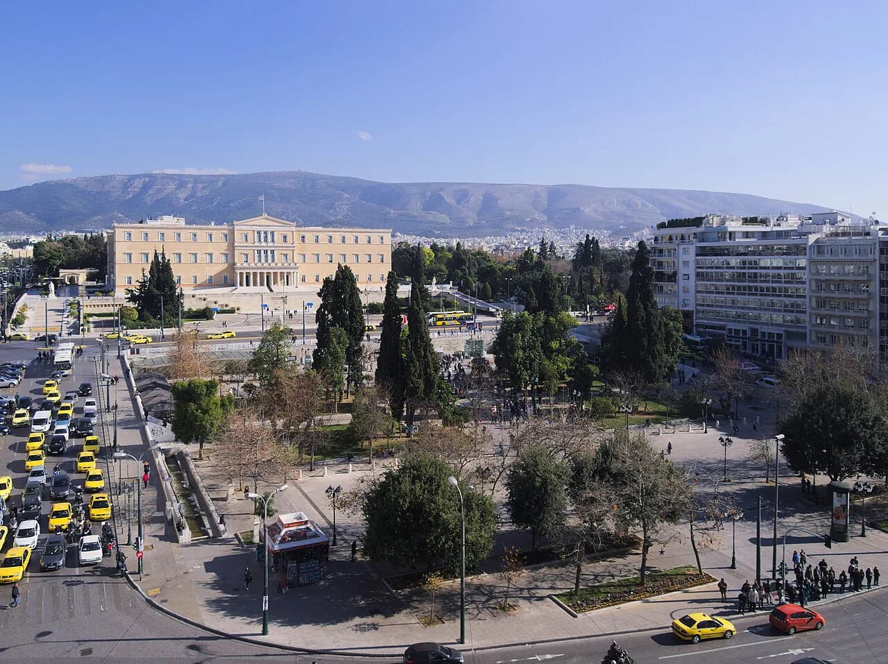Athens Night Bus Guide: 24-Hour Routes, Tickets & Safety (2026)