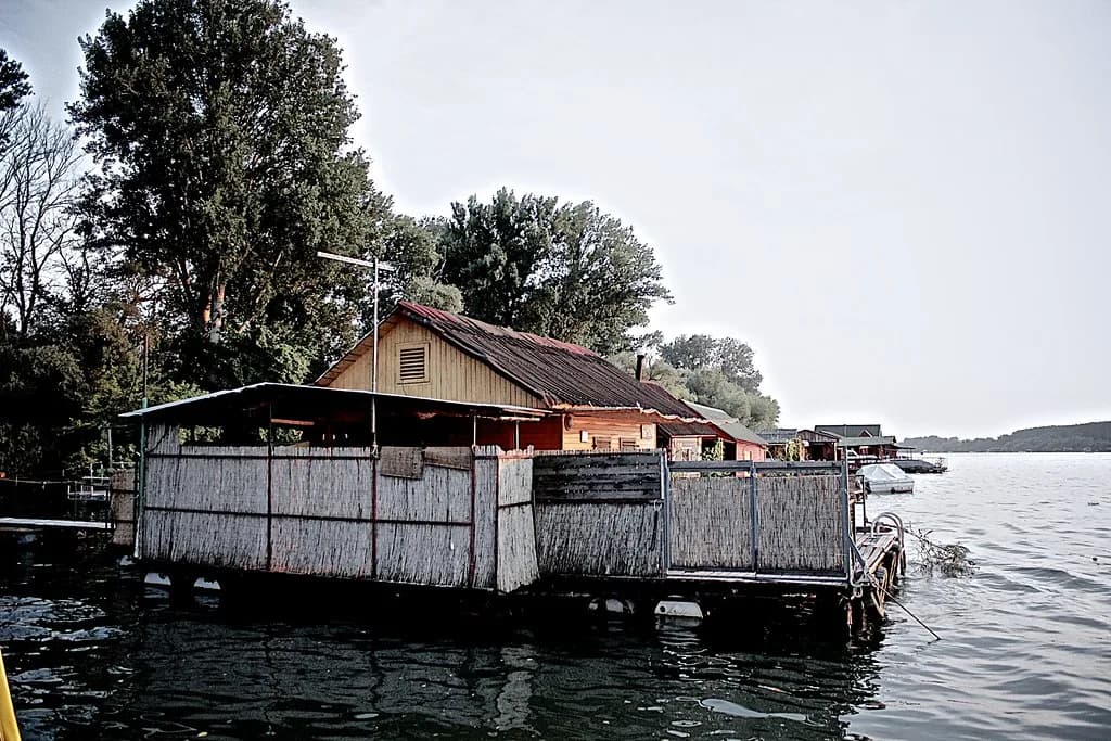 Belgrade Splavs: The Ultimate Guide to Floating River Clubs (2026)