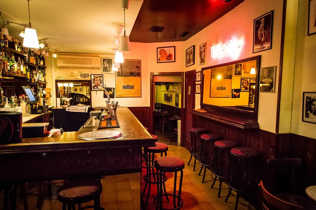 10 Best Bars in Barcelona: Local Favorites for 2026