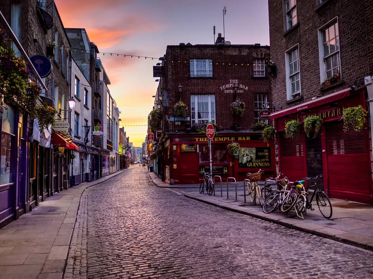15 Best Bars in Dublin for a Great Night Out