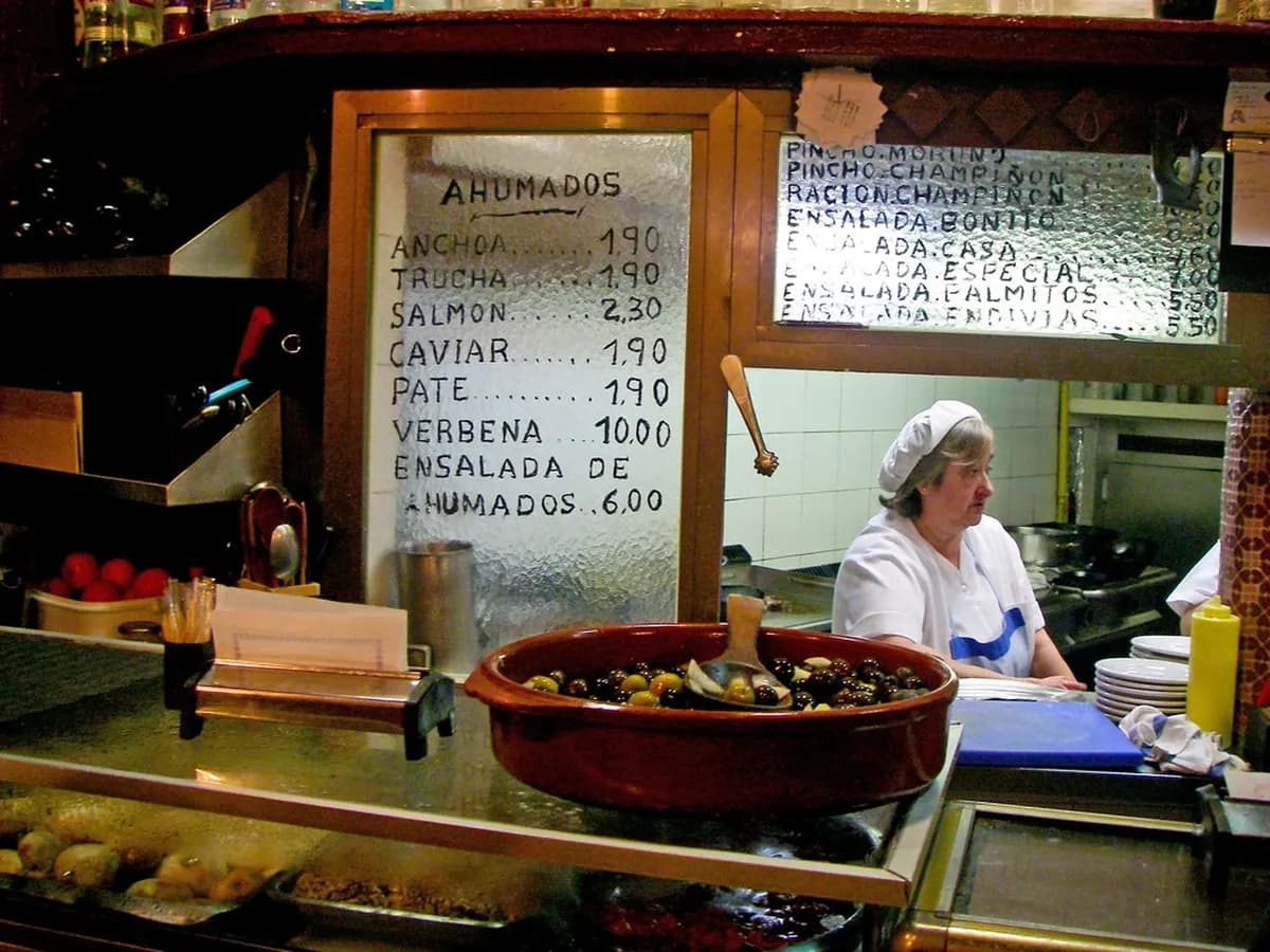 18 Best Bars in Madrid: The Ultimate Nightlife Guide (2026)