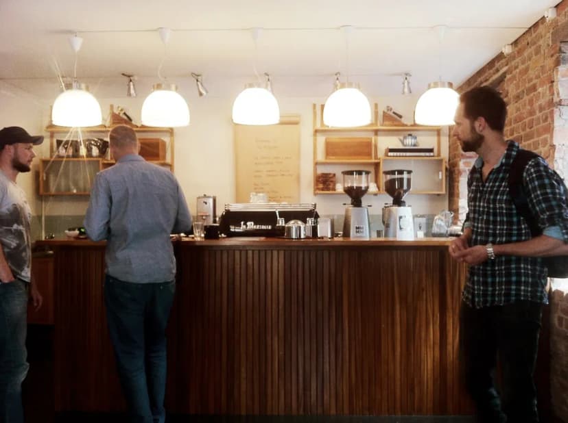 10 Essential Stops for Oslo's Bar Scene (2026)