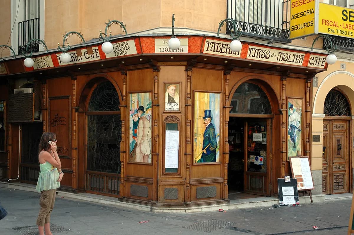 11 Best Pubs and Nightlife Areas in Madrid (2026)