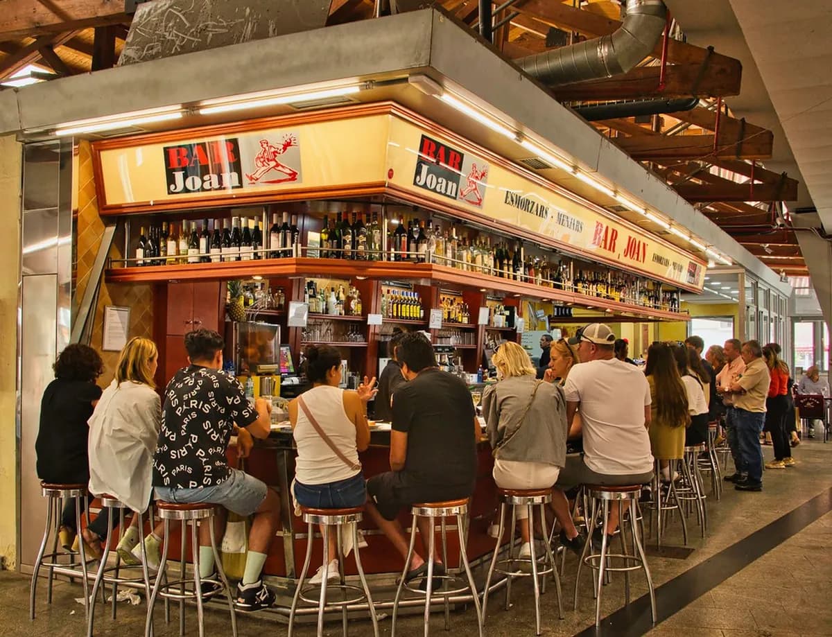 10 Best Rooftop Bars in Barcelona for Views & Drinks