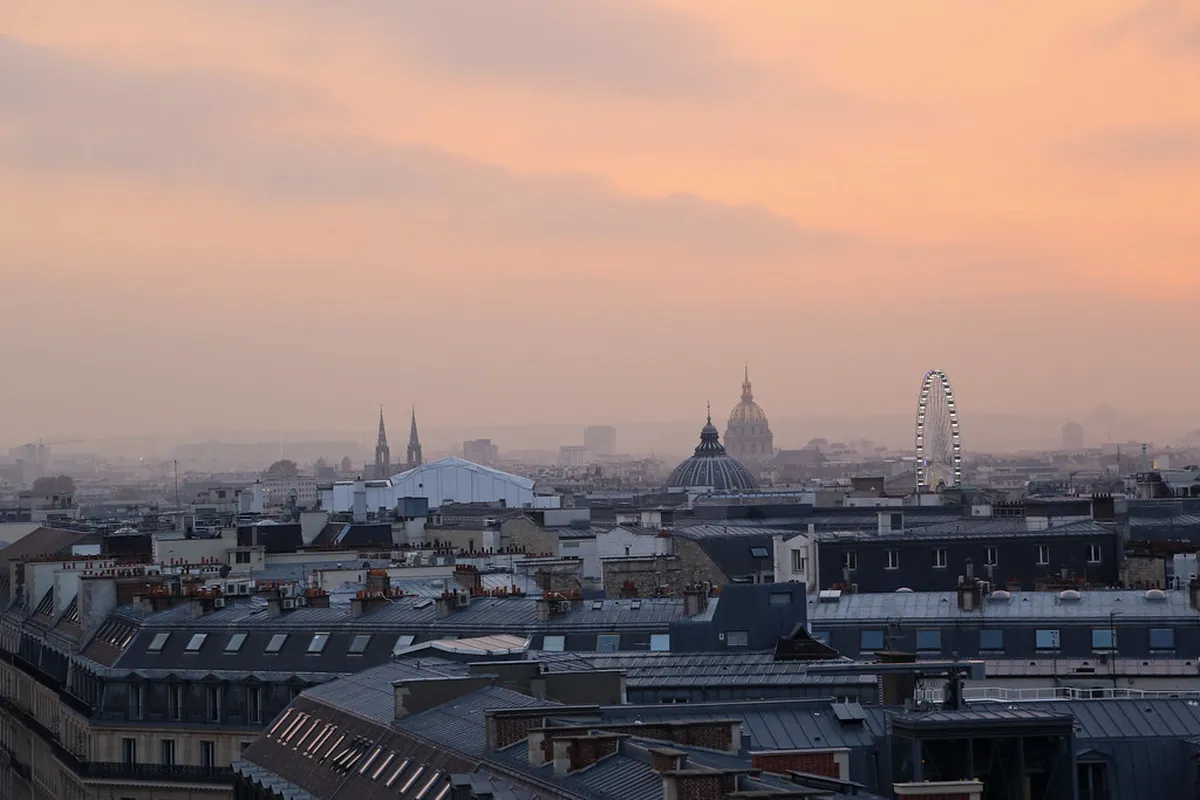 12 Best Rooftop Bars in Paris: Top Views & Booking Tips (2026)