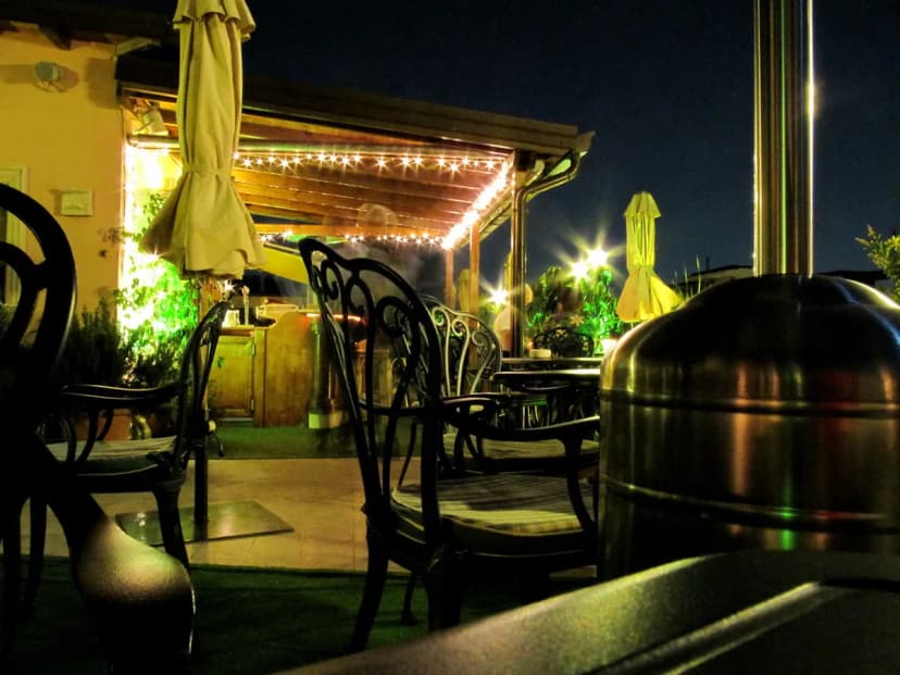 12 Best Rooftop Bars in Rome for Sunset Drinks (2026)