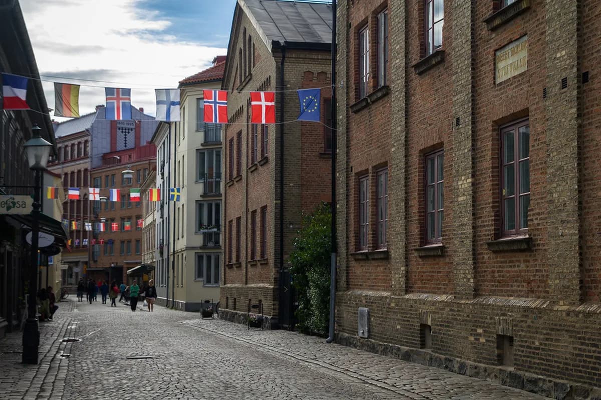 Gay Nightlife in Gothenburg: Venues, Neighborhoods & When to Go