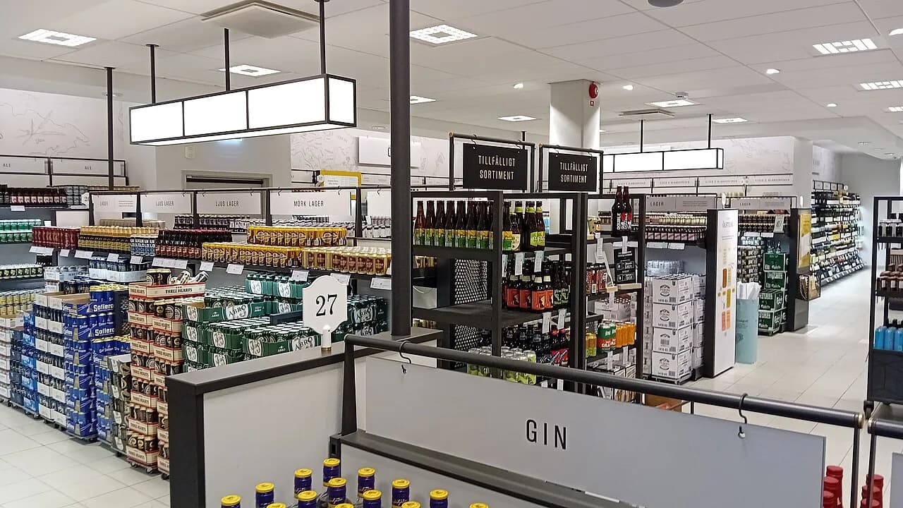Beer Price in Stockholm: 2026 Guide to Pubs, Bars, Clubs and Systembolaget