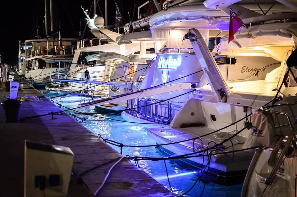 Hvar Boat Party Guide: 2026 Tips & Prices