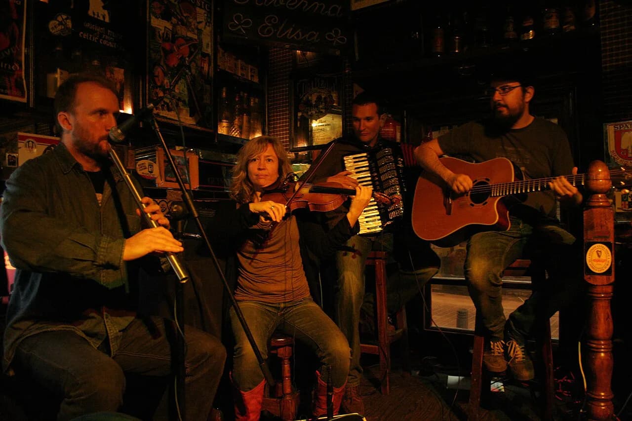 Live Music Venues Madrid: Jazz, Rock, Flamenco and Late-Night Gigs