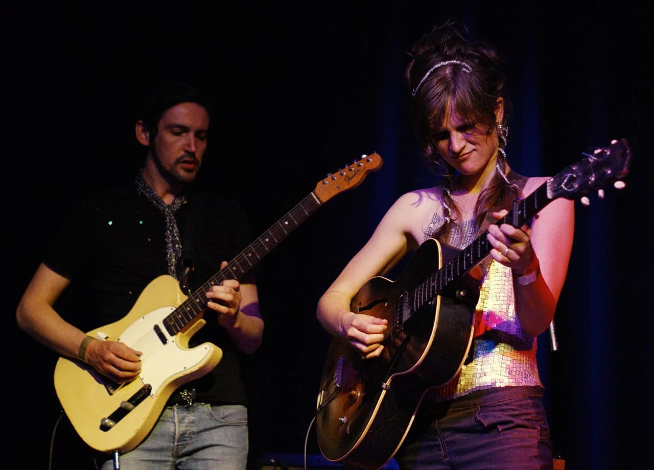 Live Music Venues in Manchester Nightlife: Neighborhood Guide