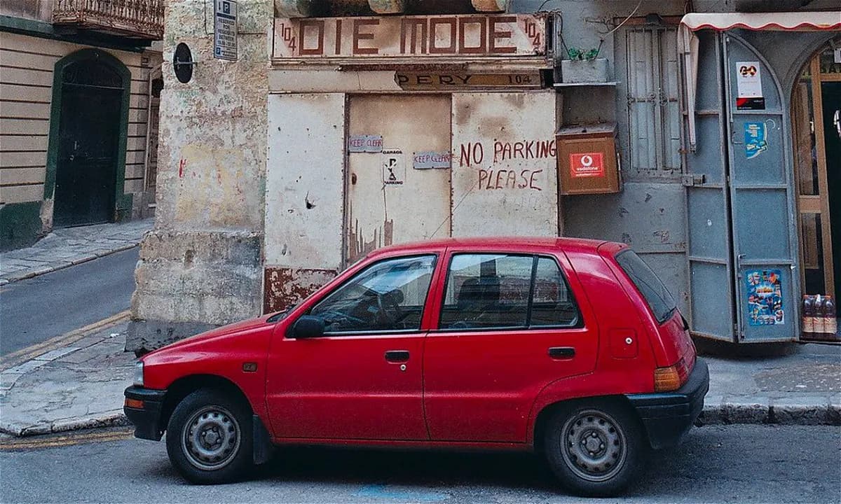 Live Music Venues in Valletta: Where to Hear Jazz, Rock, and DJ Sets