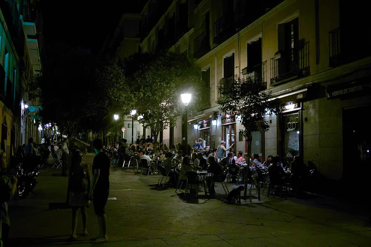 Malasaña Nightlife Guide: Best Bars, Clubs & Live Music in Madrid