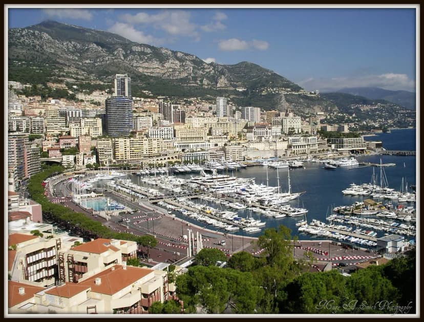 Monte Carlo Casino Nightlife: Bars, Lounges & Entry Guide