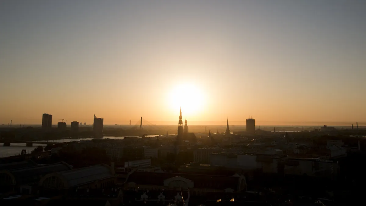 Riga Nightlife Dress Code: What to Wear in 2026