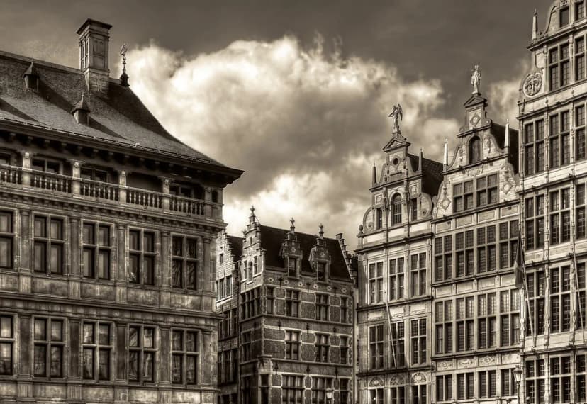 Best Rooftop Bars in Antwerp: Views, Hours, and 2026 Planning Tips