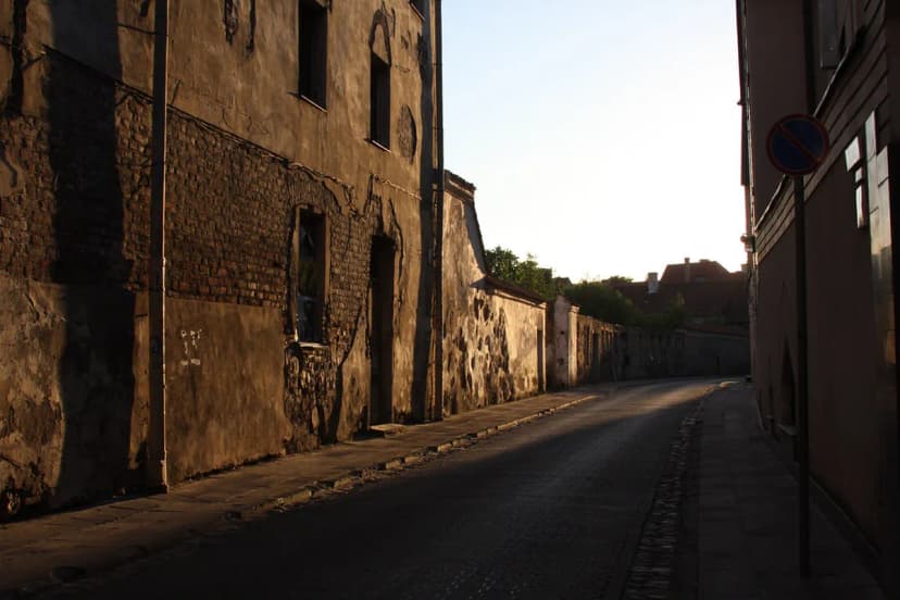 Vilnius Old Town Nightlife: Best Bars, Clubs and Local Spots