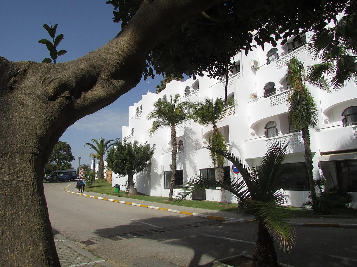 Algarve Beach Clubs in Algarve — 1