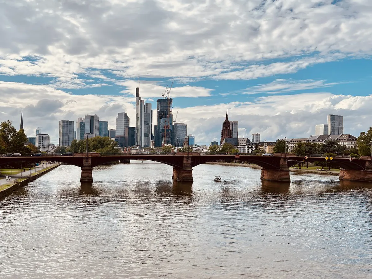 Alt Sachsenhausen Apple Wine Taverns: What You Are Really Visiting in Frankfurt