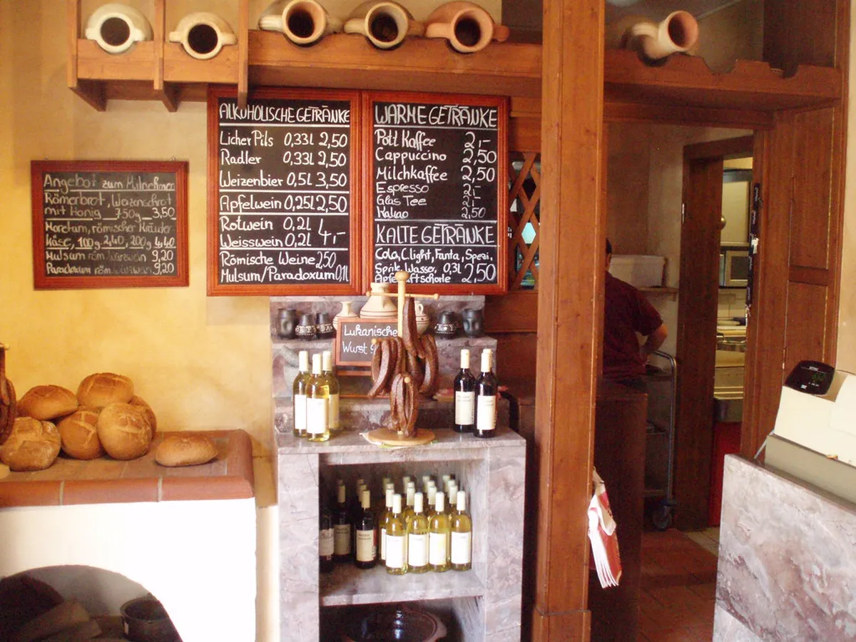 Choosing a Tavern by Atmosphere in Frankfurt