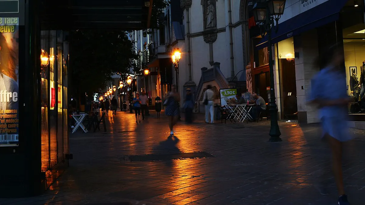 Avenue Louise Brussels Nightlife: What Sets the Upper Town Apart