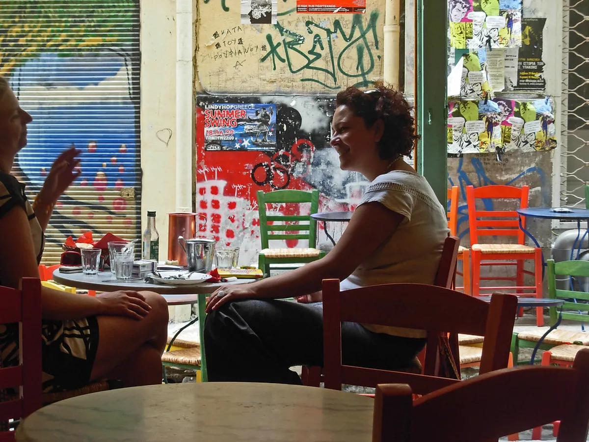 Understanding Thessaloniki Bar Culture — a scene in Thessaloniki