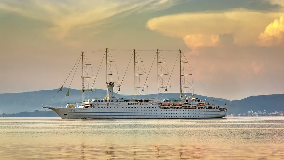 8 Best Clubs in Kotor for Dancing, Drinks, and Late-Night Music