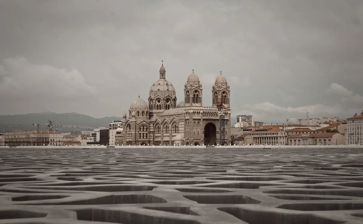 5 Best Clubs in Marseille by Vibe — a scene in Marseille