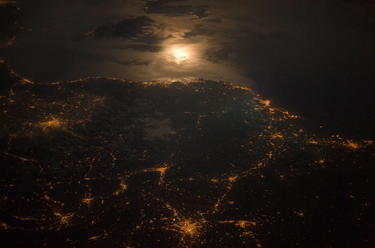 A Simple Night-Out Timeline That Fits Turin