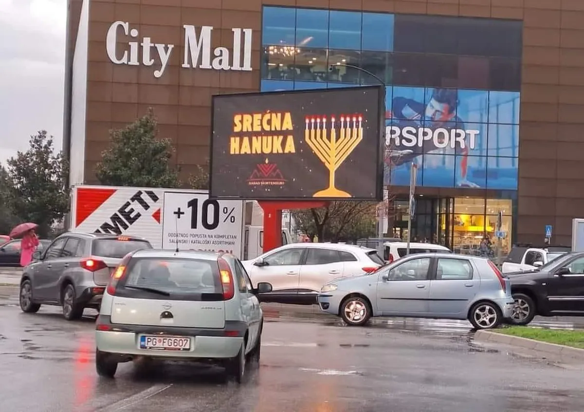 How the Bokeška Corso Works in Podgorica