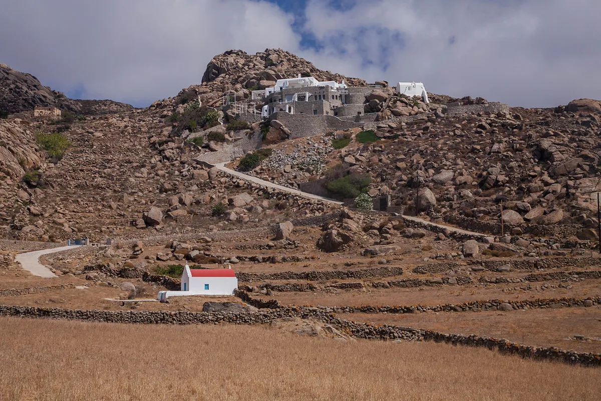 The Setting: Cliff, Sky, and Sea in Mykonos