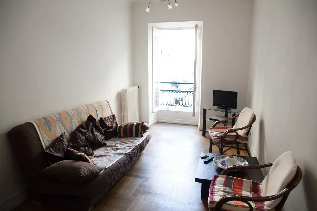 Best Neighborhoods for Nightlife in Nice in France