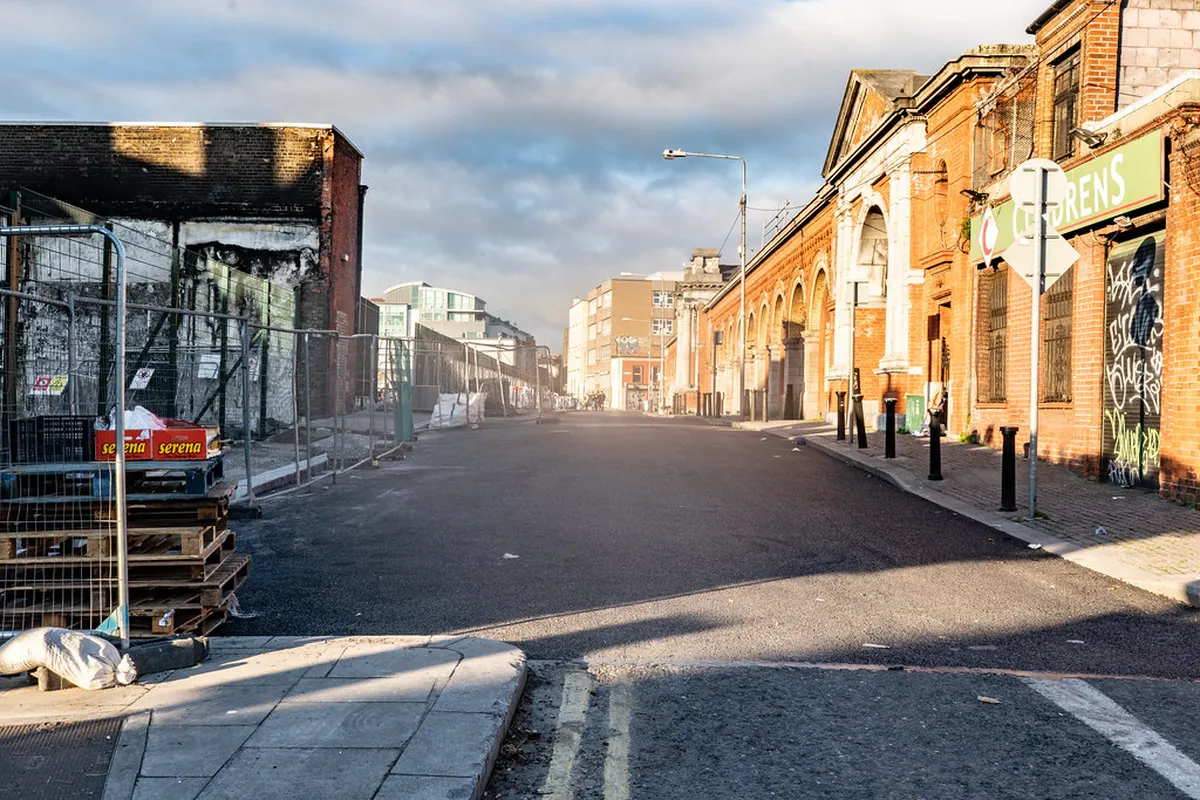 Getting Between Capel Street, Parliament Street, and The George in Dublin