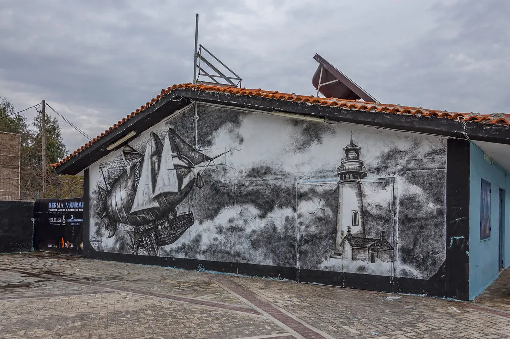 Best Time to Visit: Sunset Timing and Heat Management in Greece