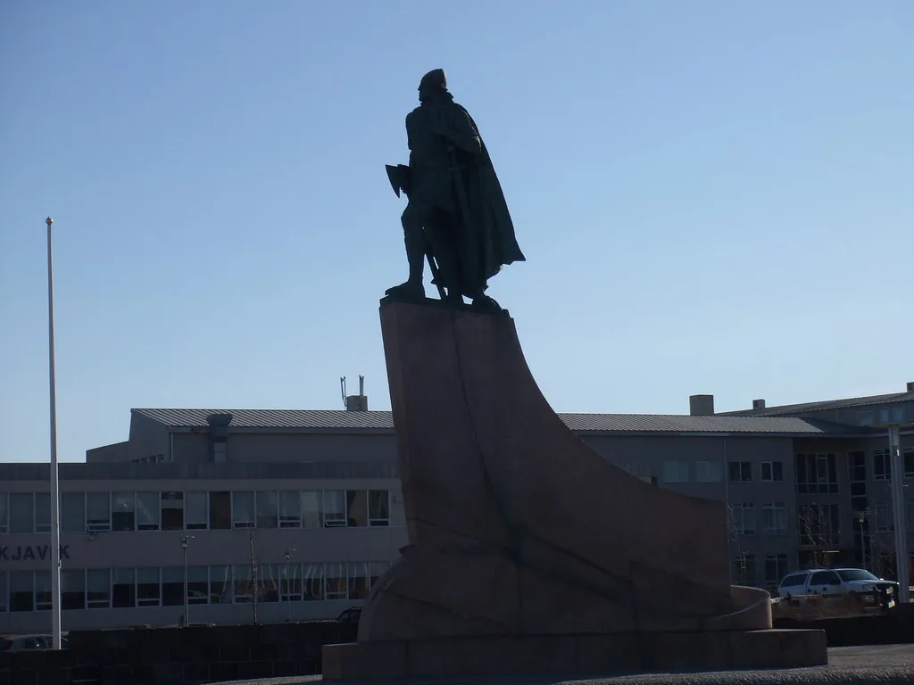 Dress Code and Etiquette in Reykjavik