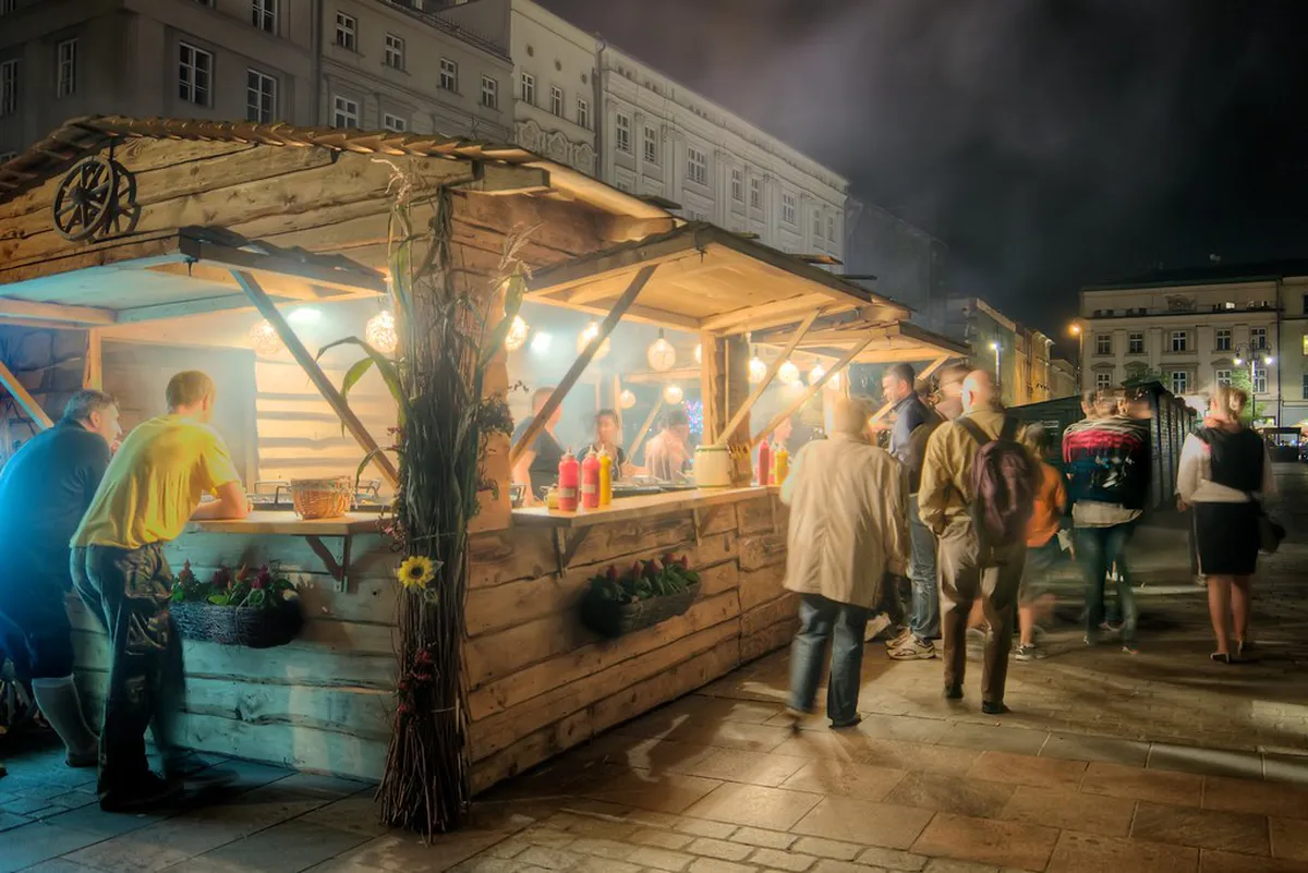 Late Night Food Krakow Starts With the Midnight Shift