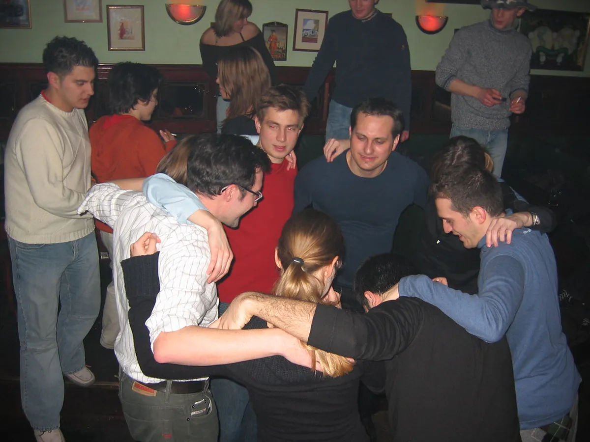 How a Ljubljana nightlife pub crawl works