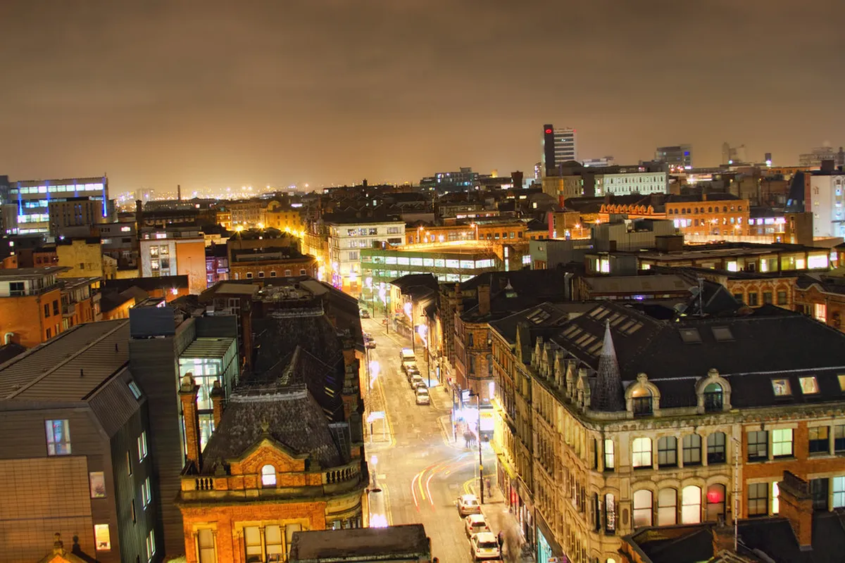 8 Best Manchester Nightlife Areas and Experiences