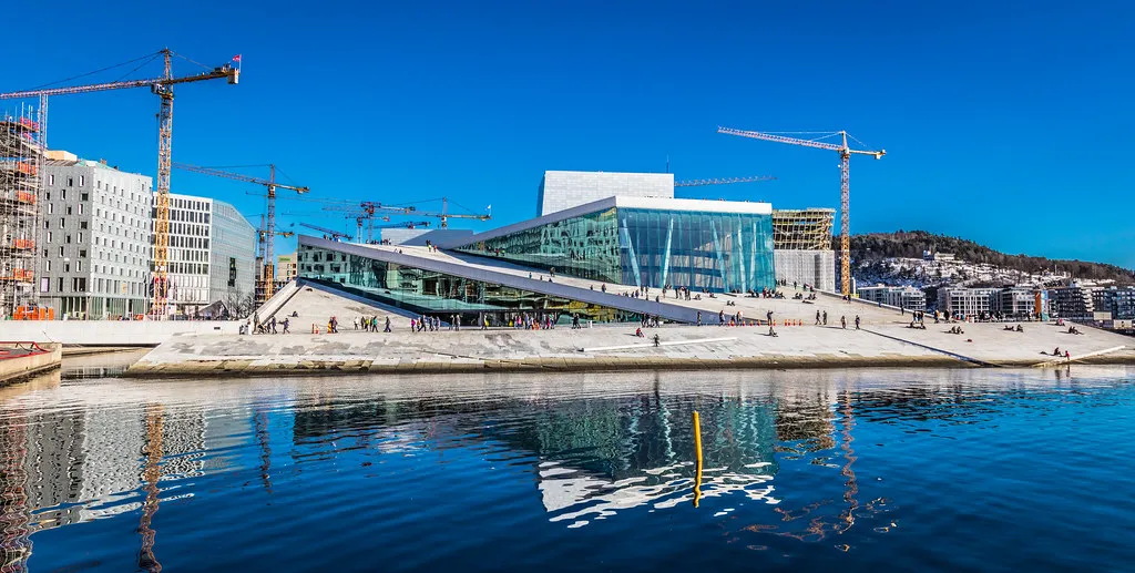 Ekspedisjonshallen: Glamour at Sommerro House in Norway