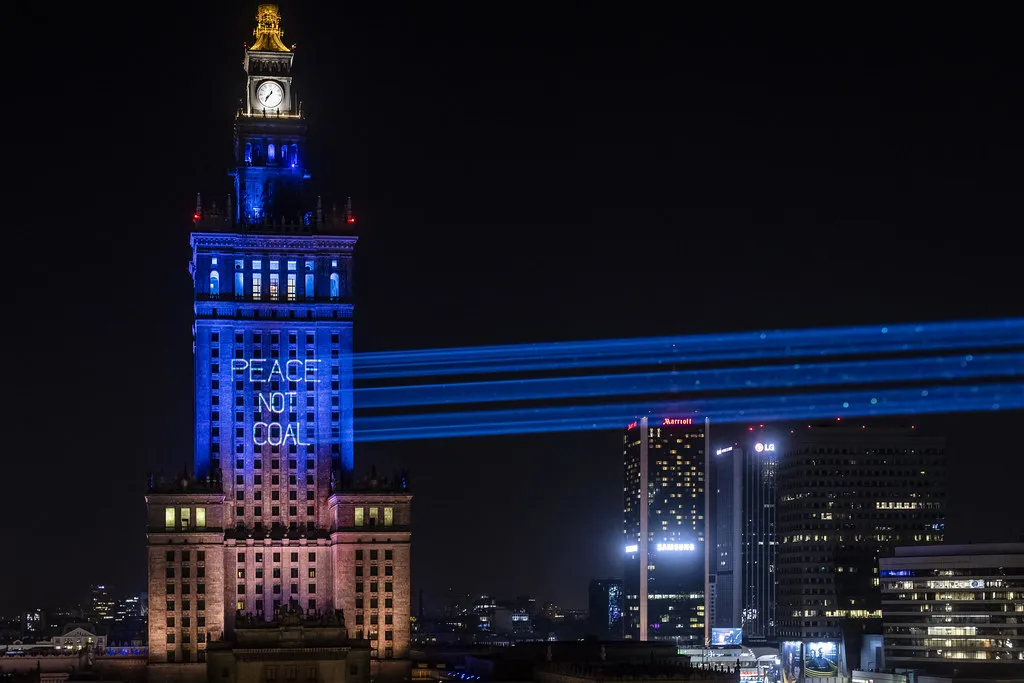 How to Get Home Safely: Night Trams, Taxis, and Ride Apps in Poland