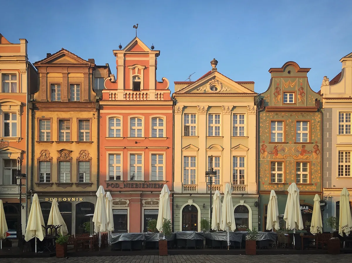 Quick Answer: What Praga Warsaw Nightlife Is Like