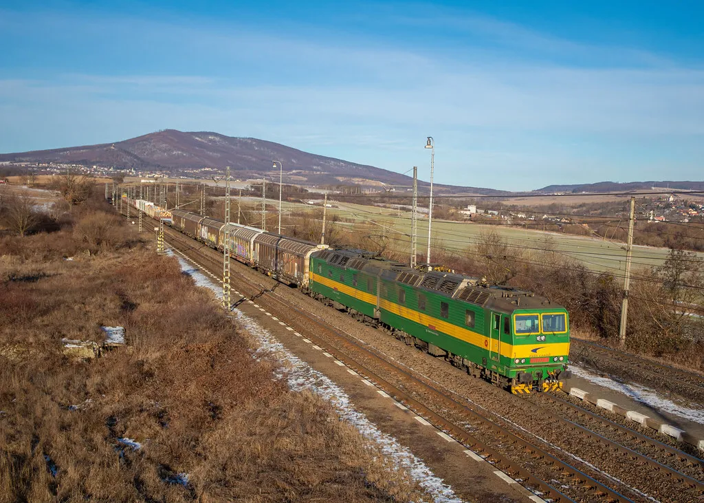 Planning Your Bar Crawl Route in Slovakia