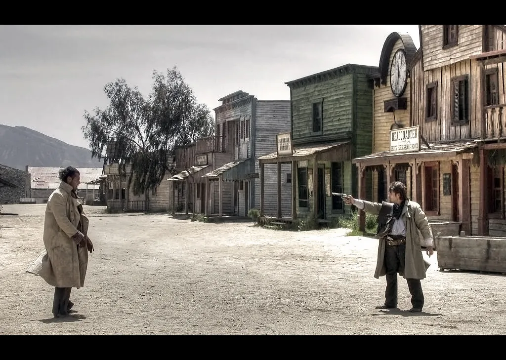 Café Mambo vs Cafe del Mar: The Sunset Strip Showdown in Spain