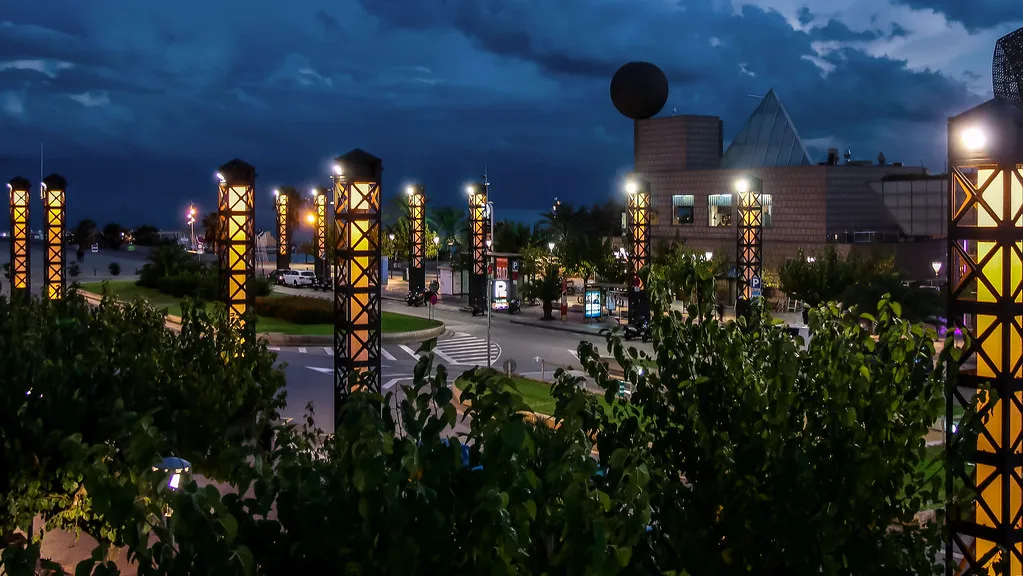 Top Beachfront Barcelona Clubs in Port Olimpic in Spain