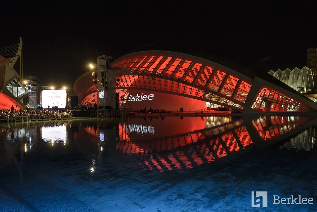 Safety and Transport for a Night Out in Valencia in Spain