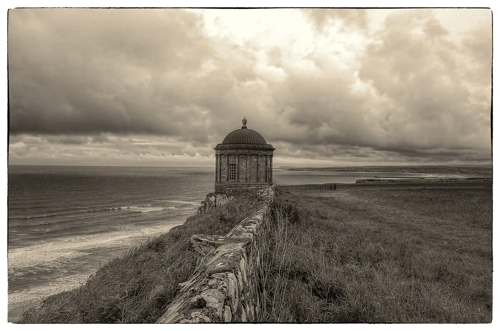 Radio Rooftop, Strand in United Kingdom