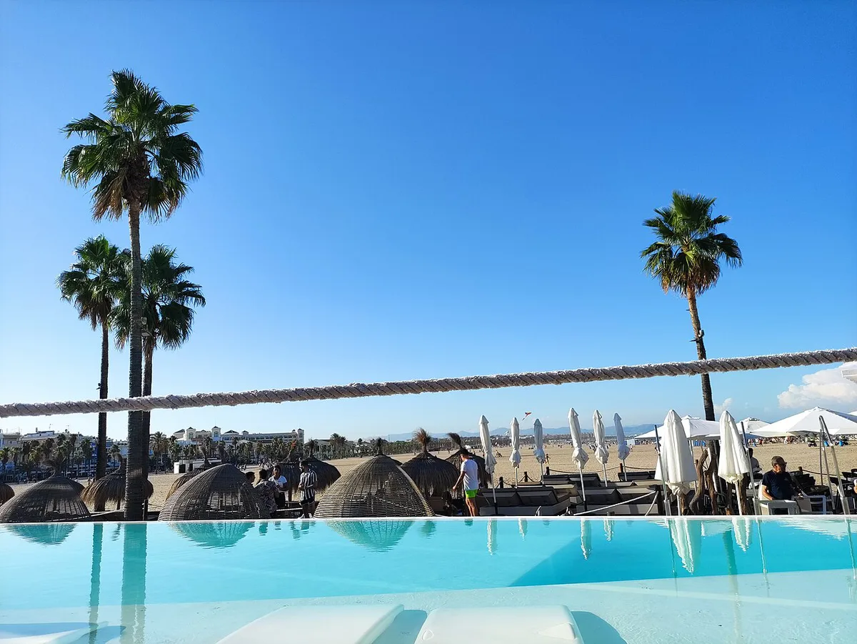 valencia beach clubs — 1