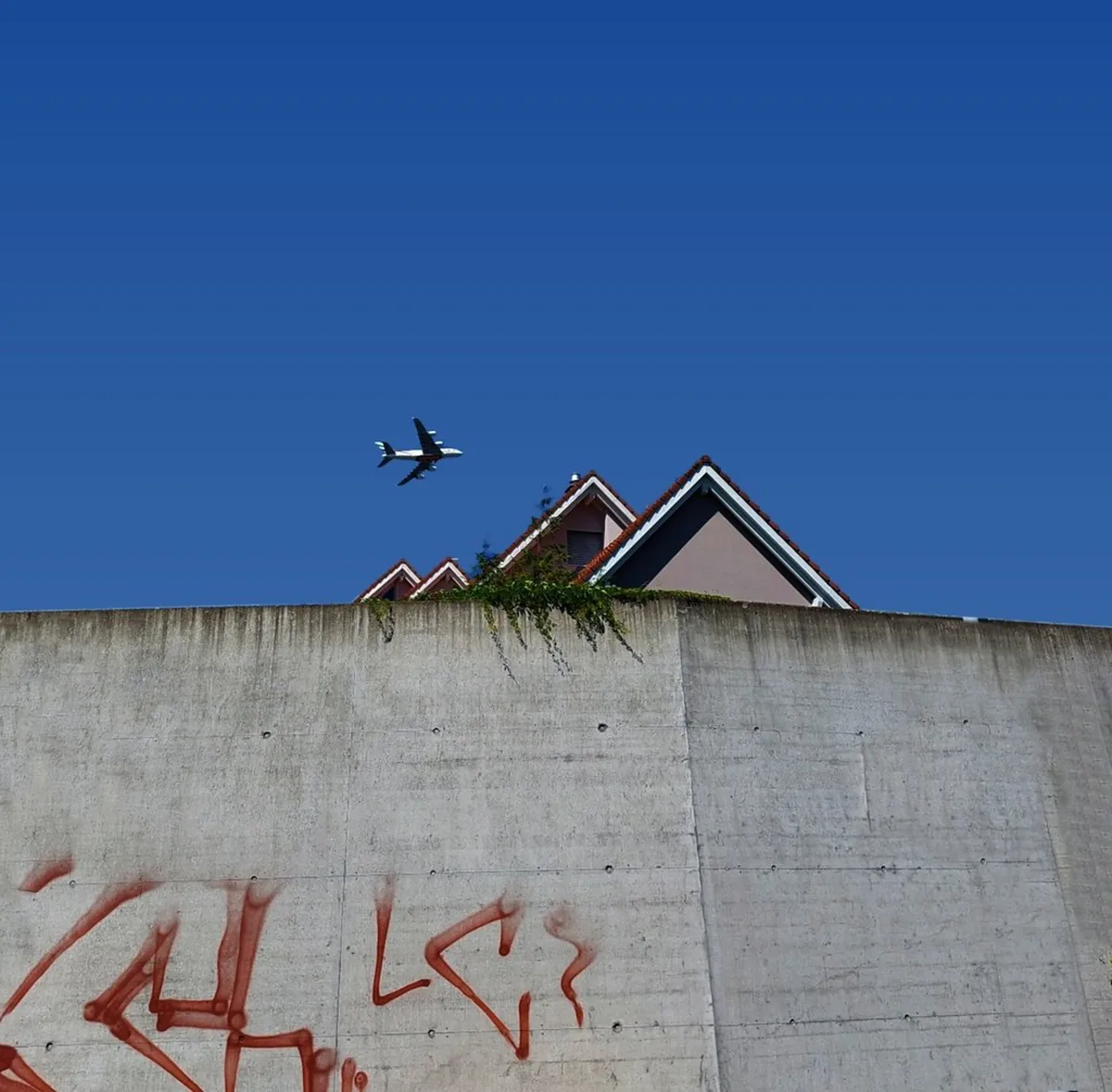Mistakes to Avoid in Zurich West — a scene in Zurich