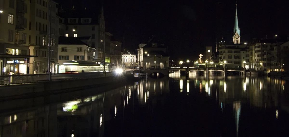 A Practical District 5 Night-Out Timeline in Zurich